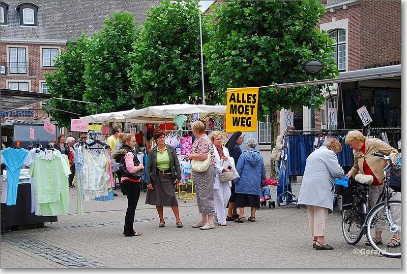 Buurten op de markt.JPG - Buurten op de markt